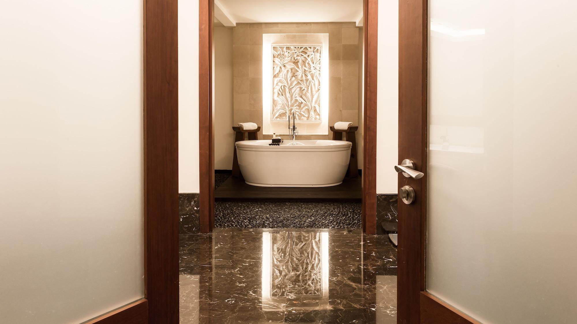 Awarta Luxury & Bali 5*