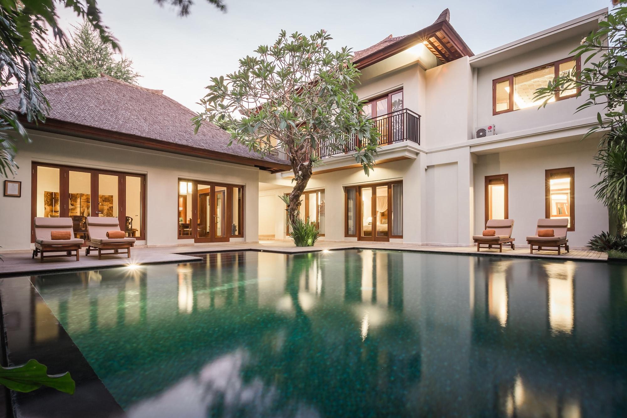 Awarta Luxury & Bali 5* Nusa Dua (Bali)