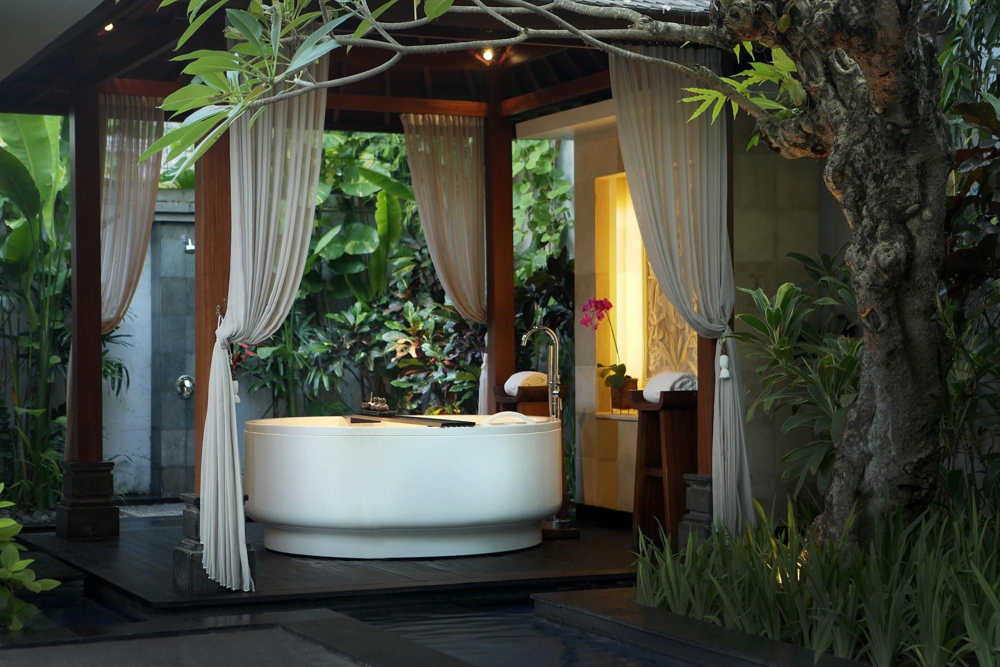 Hotel Awarta Luxury & Bali 5*